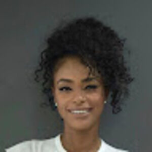 Meet your Posher, Yusleidis